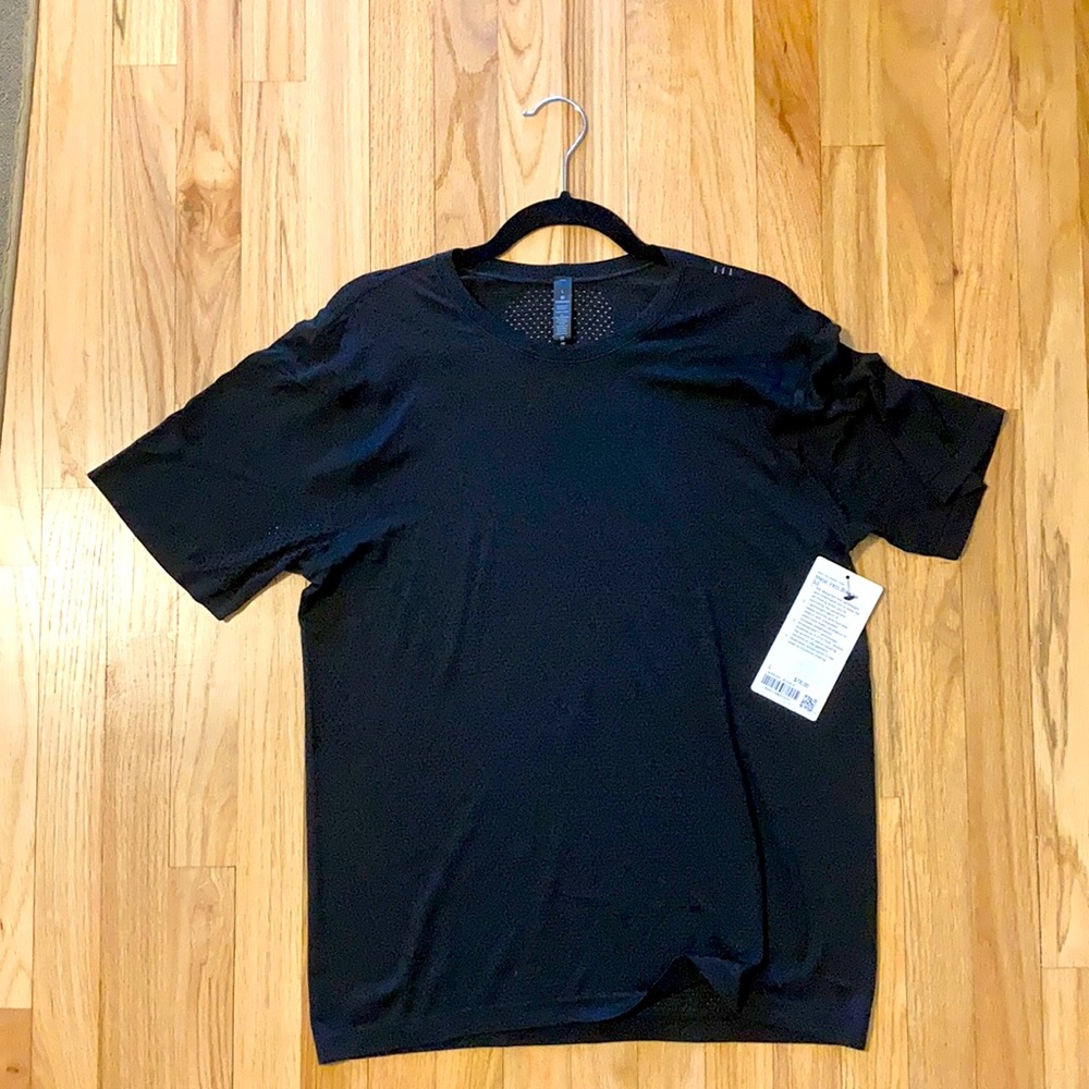 Men’s Lululemon Metal Vent Breathe T-Shirt